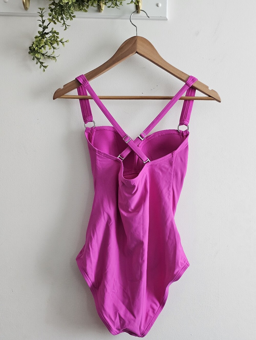 DKNY Hot Pink Ruched Twist Front One Piece Swimsuit Criss Cross Straps S - Picture 5 of 7